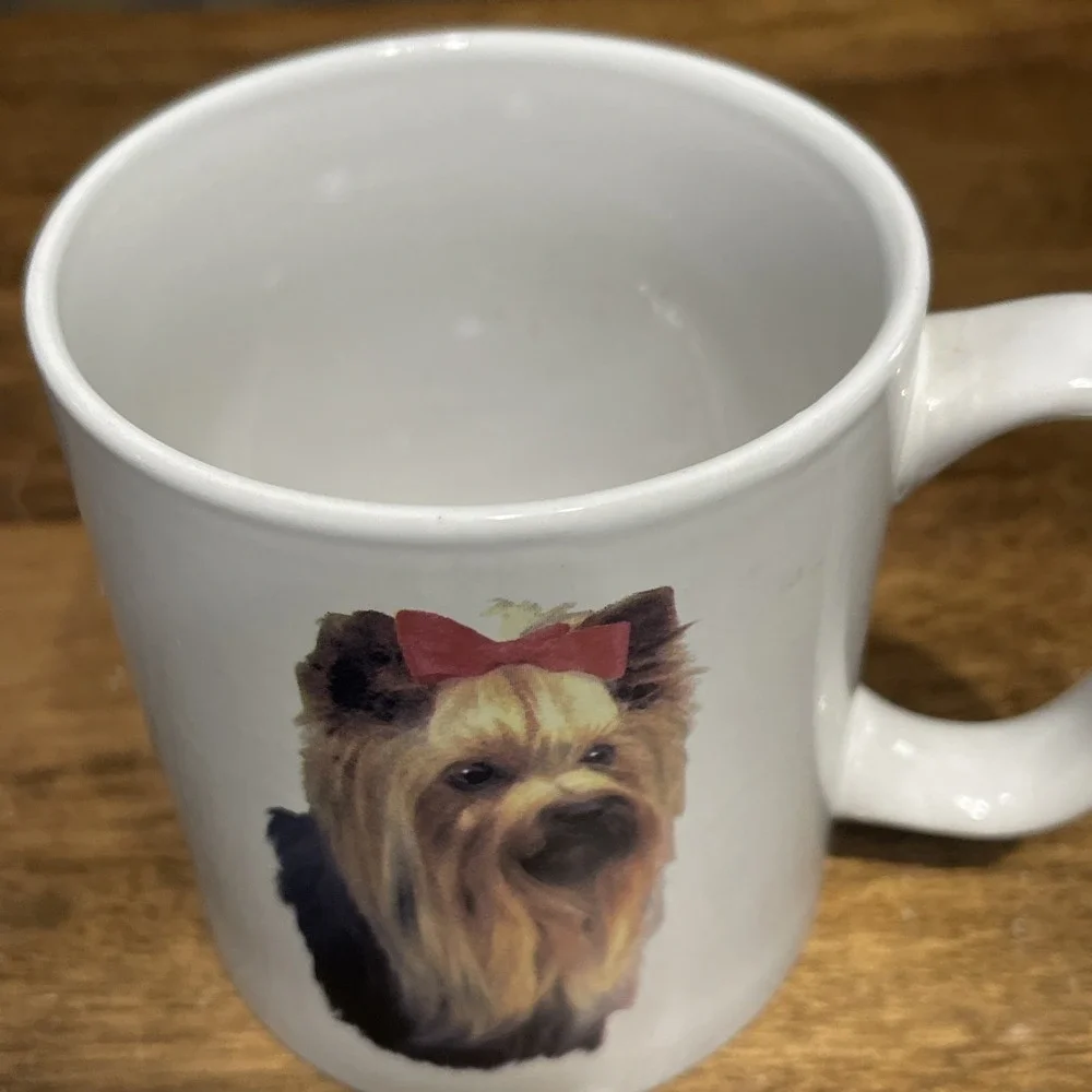 YORKSHIRE TERRIER COFFEE MUG by BOW WOW MEOWS ~ YORKIE with RED BOW READ